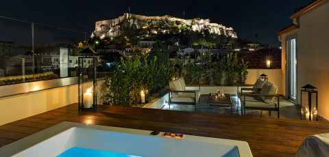 A77 SUITES BY ANDRONIS