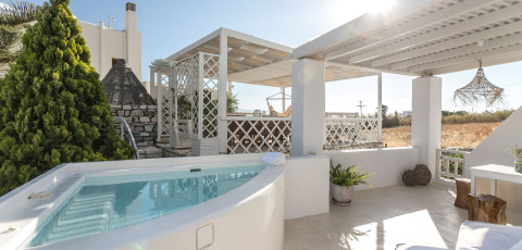 AEOLOS LUXURY VILLAS & SUITES - NAXOS TOWN AREA