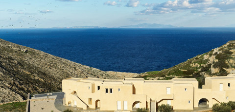 AVATON LUXURY SUITES