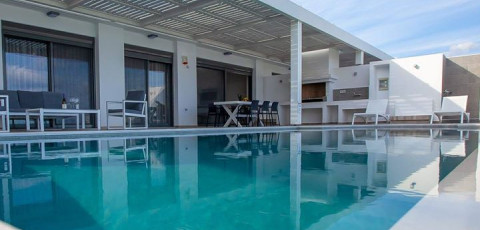 CAVO LINDOS VILLAS