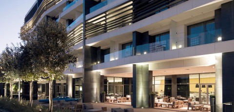 THE MET HOTEL