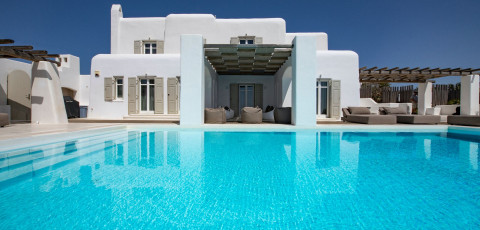DILES VILLAS & SUITES