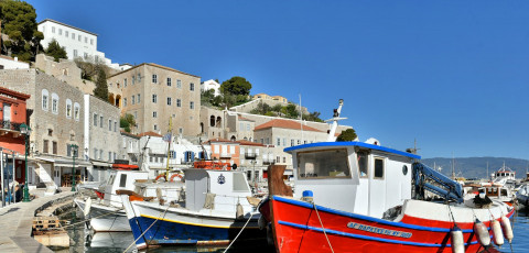 DOUSKOS PORT HOUSE & APARTMENTS