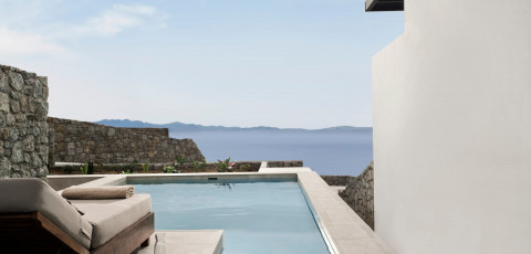 EZIO BO LUXURY LIVING