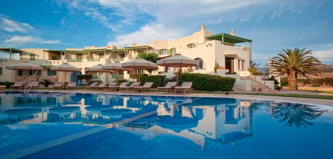 FINIKAS HOTEL - AGALI BAY