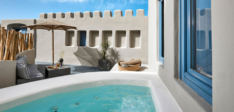 LUNA SANTORINI SUITES - PYRGOS
