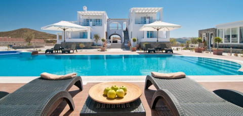 MILAND SUITES -  KANAVAS