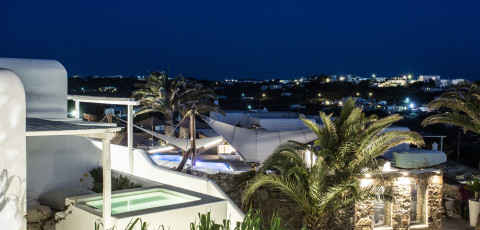 OSTRACO SUITES - MYKONOS TOWN image 1