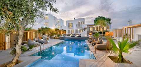 PETINOS HOTEL - PLATIS GIALOS