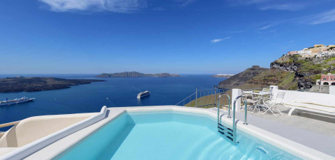 VILLA RENOS - FIRA