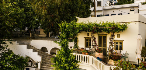 TINOS E HOUSES - TRIANTAROS