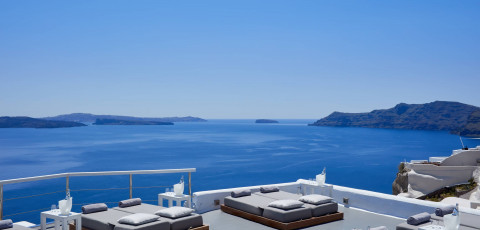 CANAVES OIA BOUTIQUE HOTEL image 2