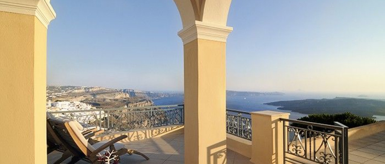 ARCHIPEL MANSION FIRA, Santorini Escape to Greece